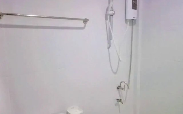 Lanta Mother Hostel