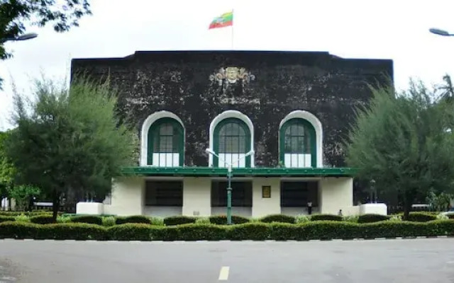 The Gandamar Hotel