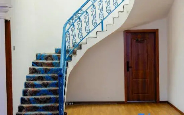 Huajing Homestay