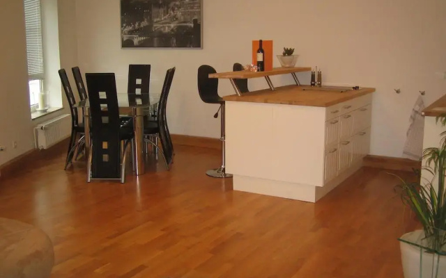 Friends Apartments