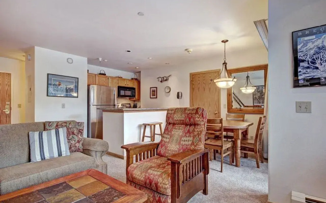 River Mtn Lodge W215C