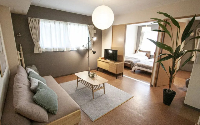 UCHI Living Stay Otaru Suitengu