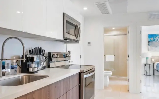Miami Suite 304