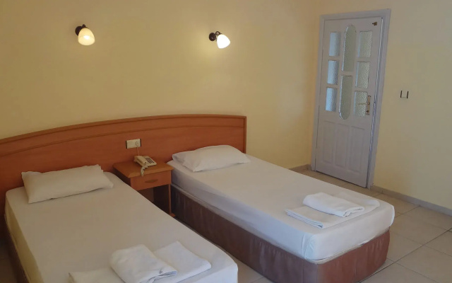 Cleopatra Icaria Apart Hotel