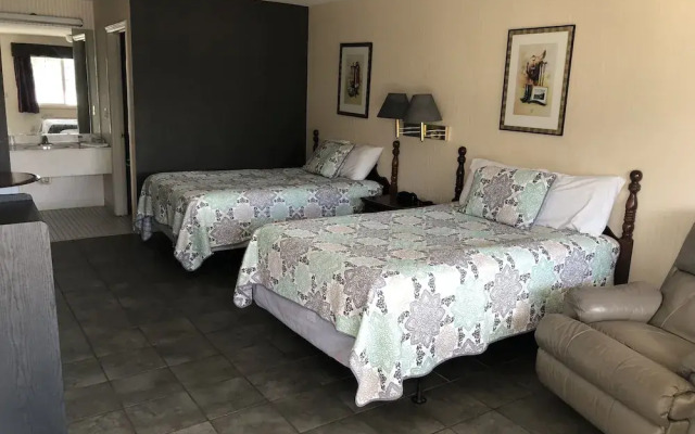 The Tompkinsville Inn