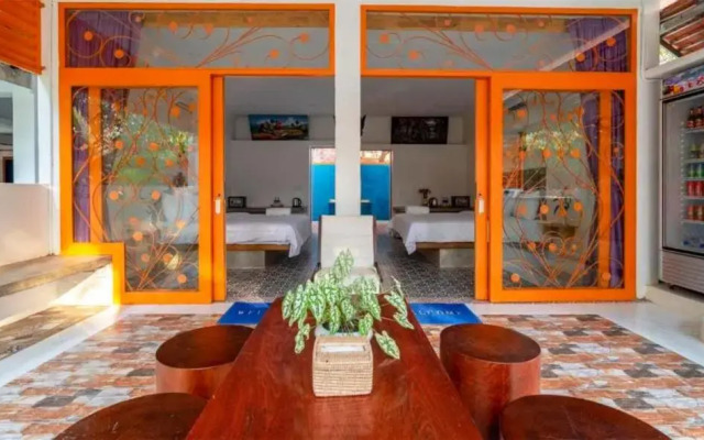 Private Garden Villa With Swimming Pool & kitchen