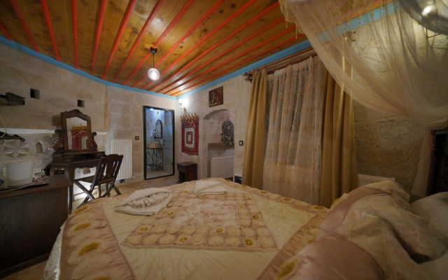 Travel Inn Cave Hotel