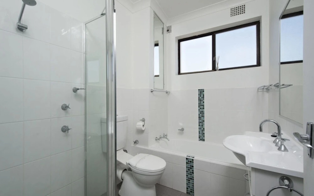Shoal Bay Road, Bay Village, Unit 18, 47