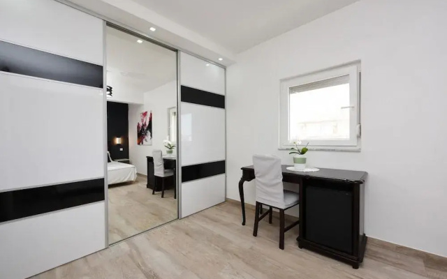 Holiday Apartments Yes Peace