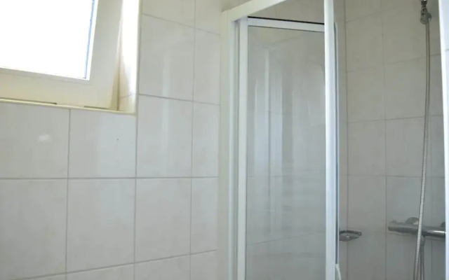 Semi-detached Bungalow with Dishwasher near Veluwe