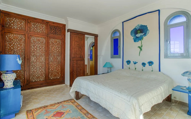 Villa les Oliviers - A Setting of Tranquility