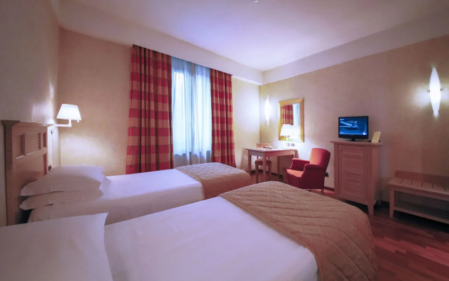 Monica Hotel Fiera