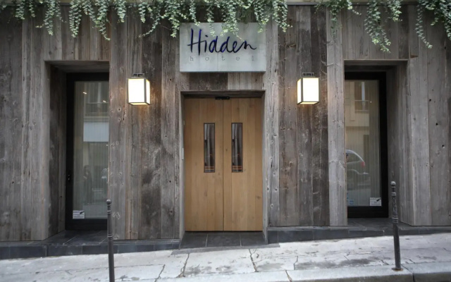 hotelImage