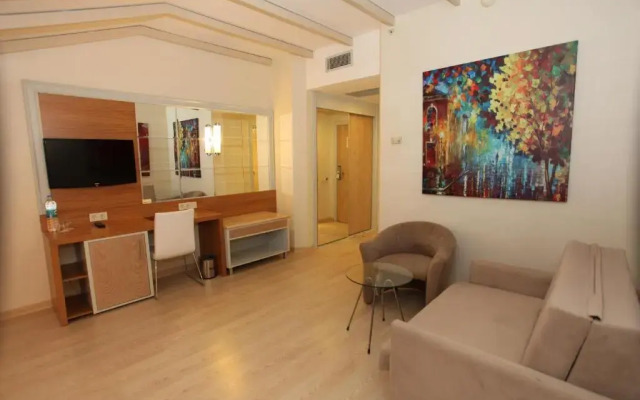AQI Pegasos Resort