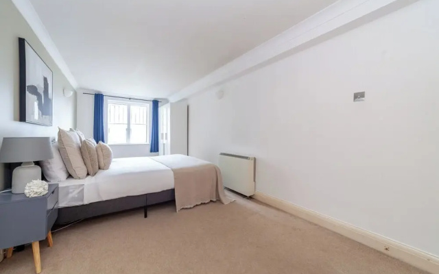 Modern Dalston Apartment