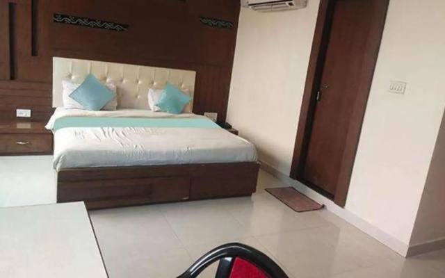 Hotel Nandgiri Palace
