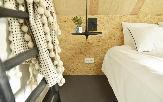 Le Studio du Designer (Adults Only)