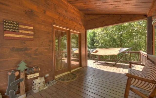 Moose Crossing Lodge