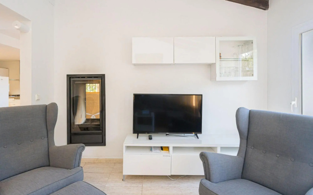 Urbane Holiday Home in Altea With Private Swimming Pool