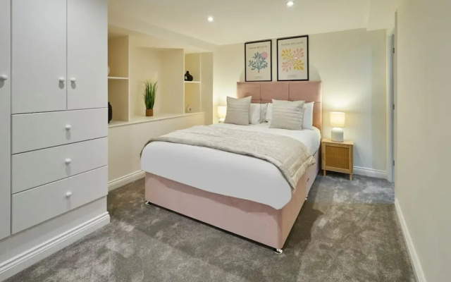 Host Stay 3 The Mount