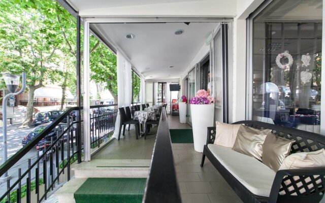 Hotel Superga вид на фасад