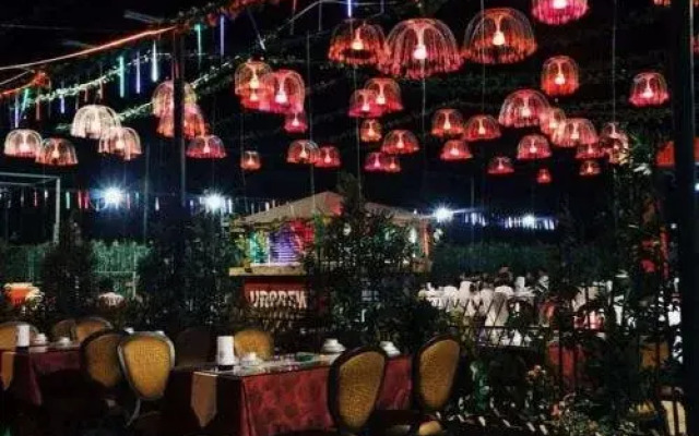 Yinchuan West Bank Garden Hotel