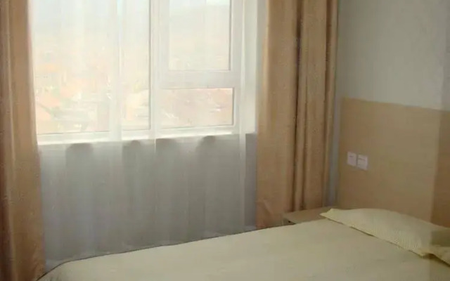 Chenxu Business Hotel (Qingdao Ocean University)(晨旭商务宾馆(青岛海洋大学店))