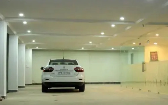 OYO Rooms Uttam Towers