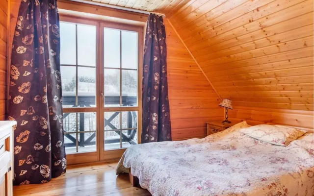 Beautiful Large Villa in Tylmanowa