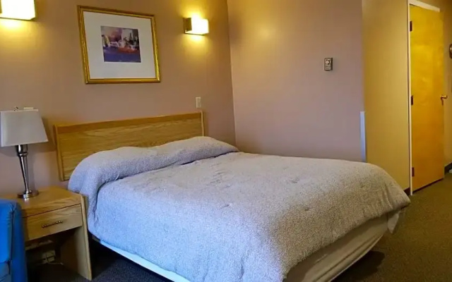 Hillview Motel
