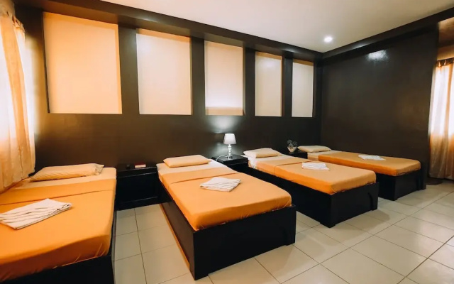 RedDoorz @ La Vista Pensionne Calbayog City