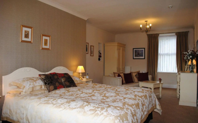 High Fold Guest House