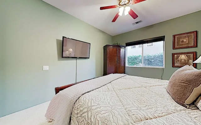 Golf View Drive - 4 Br Home