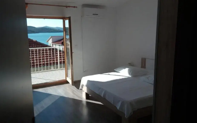 Apts Marijica - 100m from the beach