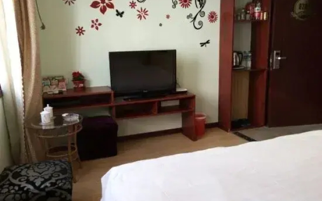 Pingdu Nijia Business Hotel