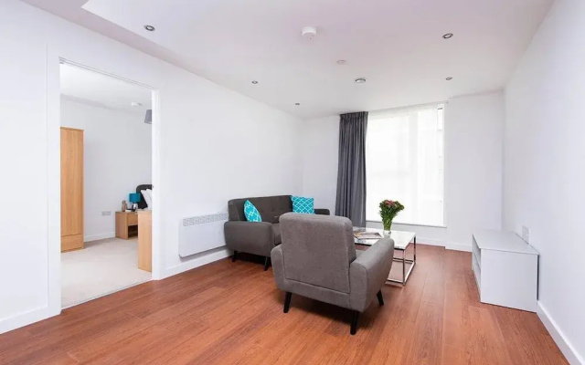Lovely 2 Bed City Centre Apartment