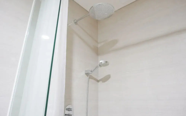 Modern And Comfort Stay 2Br At Ciputra International Apartment