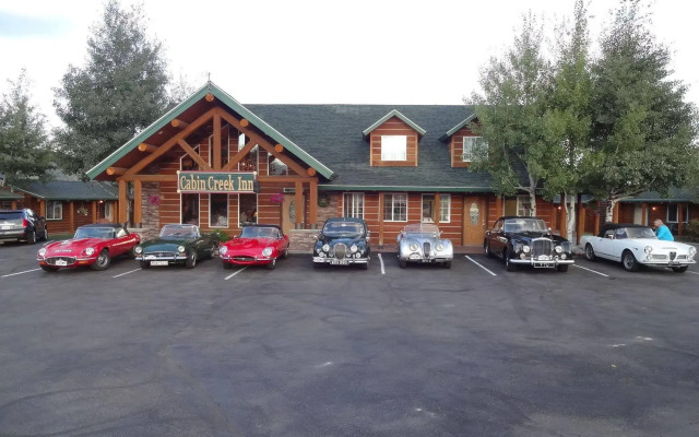 Cabin Creek Inn In Thayne United States Of America From 84