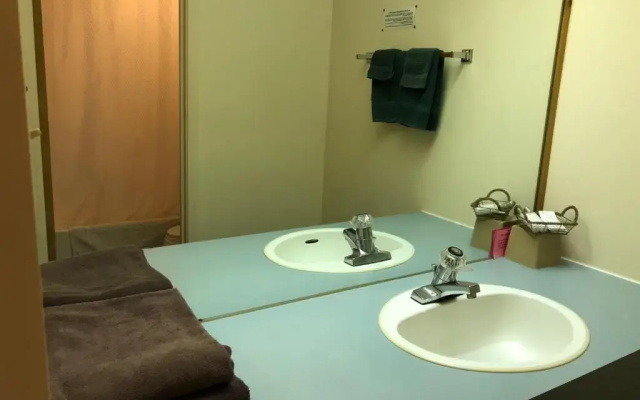Agassiz Park Lodge