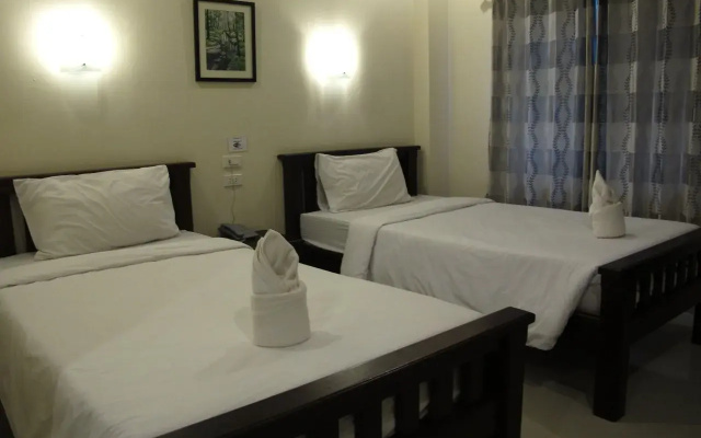 Koh Loi Hotel