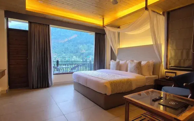 NAZAARA - A Luxe Retreat