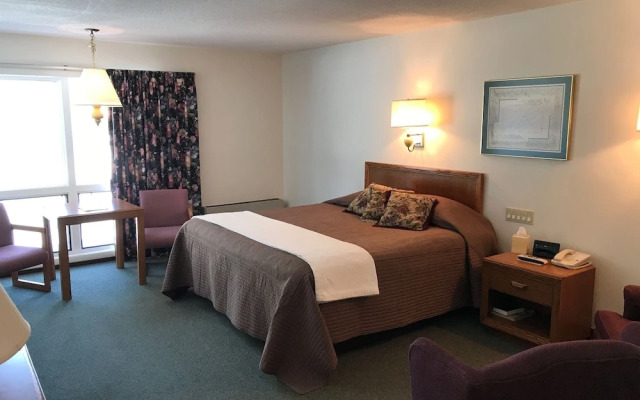 T-Bird Motor Inn