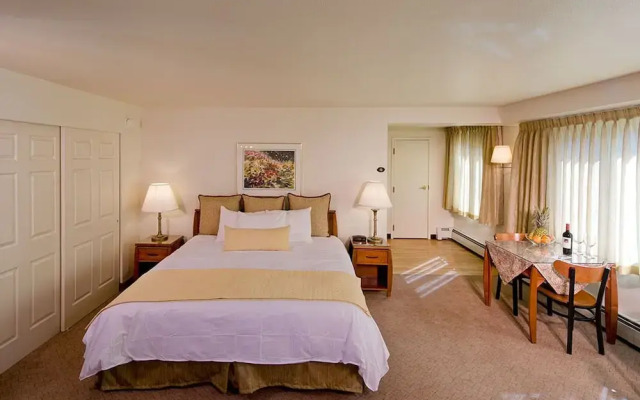 Anchorage Grand Hotel