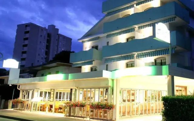 Hotel Oasi
