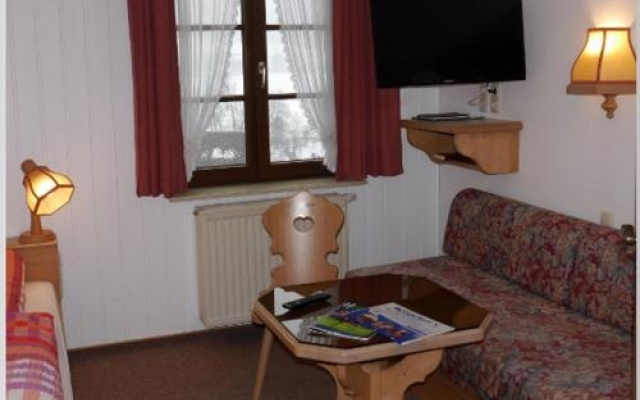 Gasthof-Pension Rotes Haus