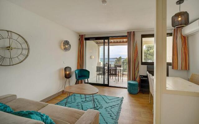 IMMOGROOM - 2 Rooms sea view - Renovated - Pool - Terrace - Parking - AC