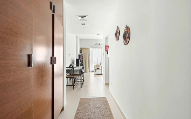 Silkhaus Modern Studio Arc Tower Reem Island