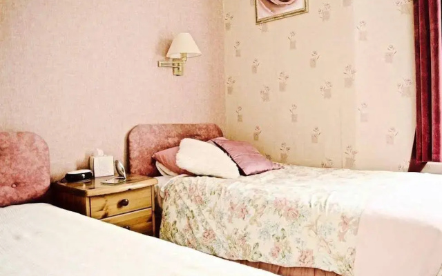 Poltair Guest House