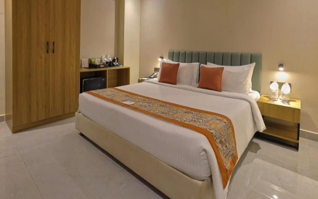 Hotel Grand Continent Premiere, Banjara Hills, Hyderabad