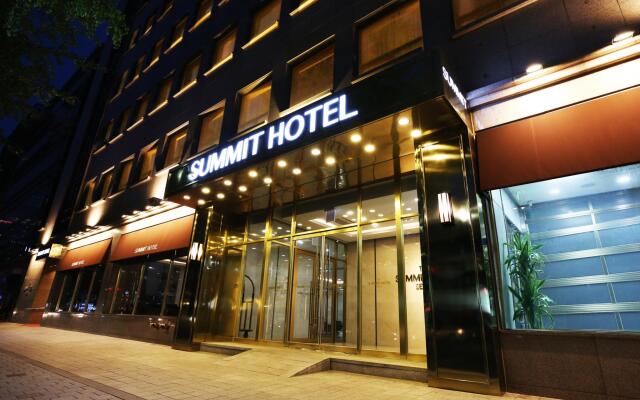 The Summit Hotel Seoul Dongdaemun вид на фасад